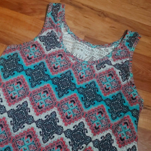 No Boundaries - Picture 2 of 4